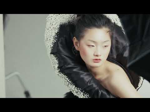 SONG CHOI 에디토리얼 영상 속 인물